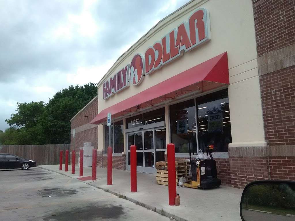 Family Dollar | 11327 Seagoville Rd, Balch Springs, TX 75180, USA | Phone: (214) 646-8822