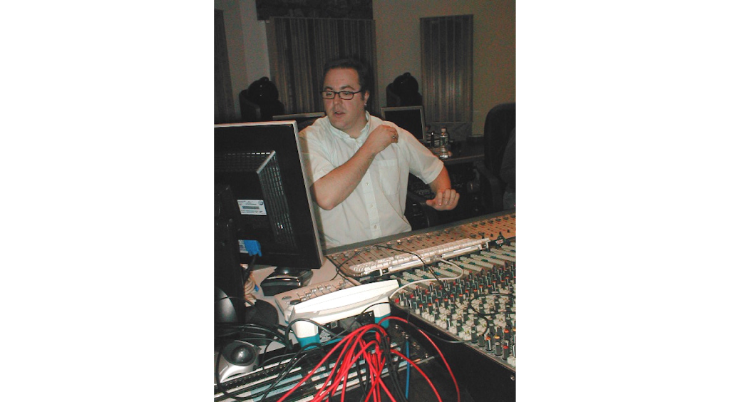 Mixed by T | 163 Upland Terrace, Bala Cynwyd, PA 19004, USA | Phone: (215) 315-3263