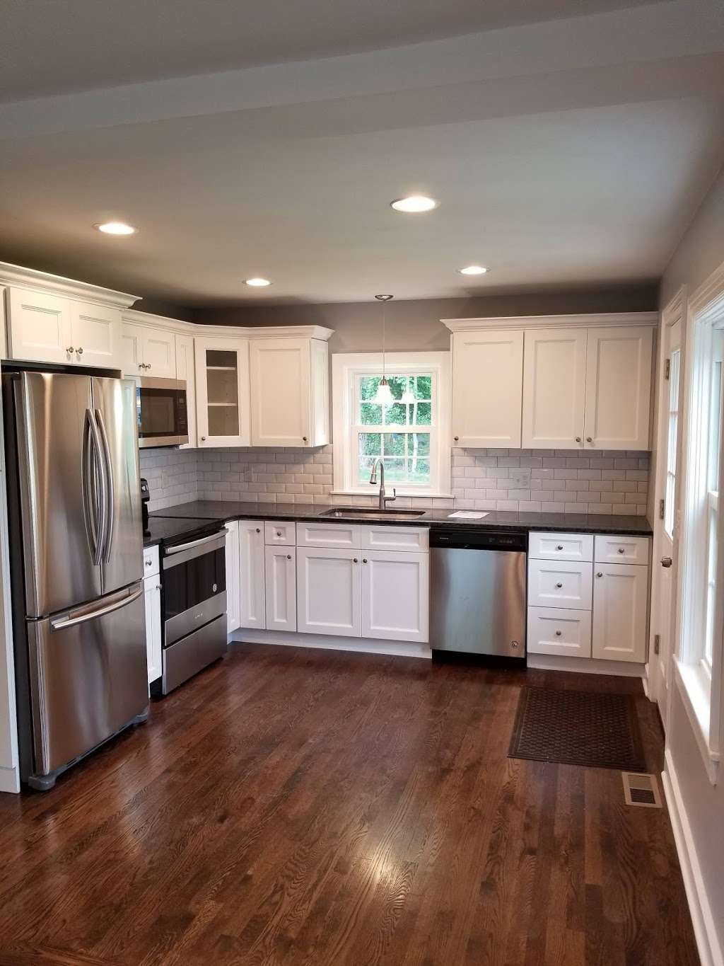 JBrooks Contracting LLC- Kitchen Remodeling, Roof Installation,  | 129 Rocky Hill Rd, Scituate, RI 02857, USA | Phone: (401) 258-7027