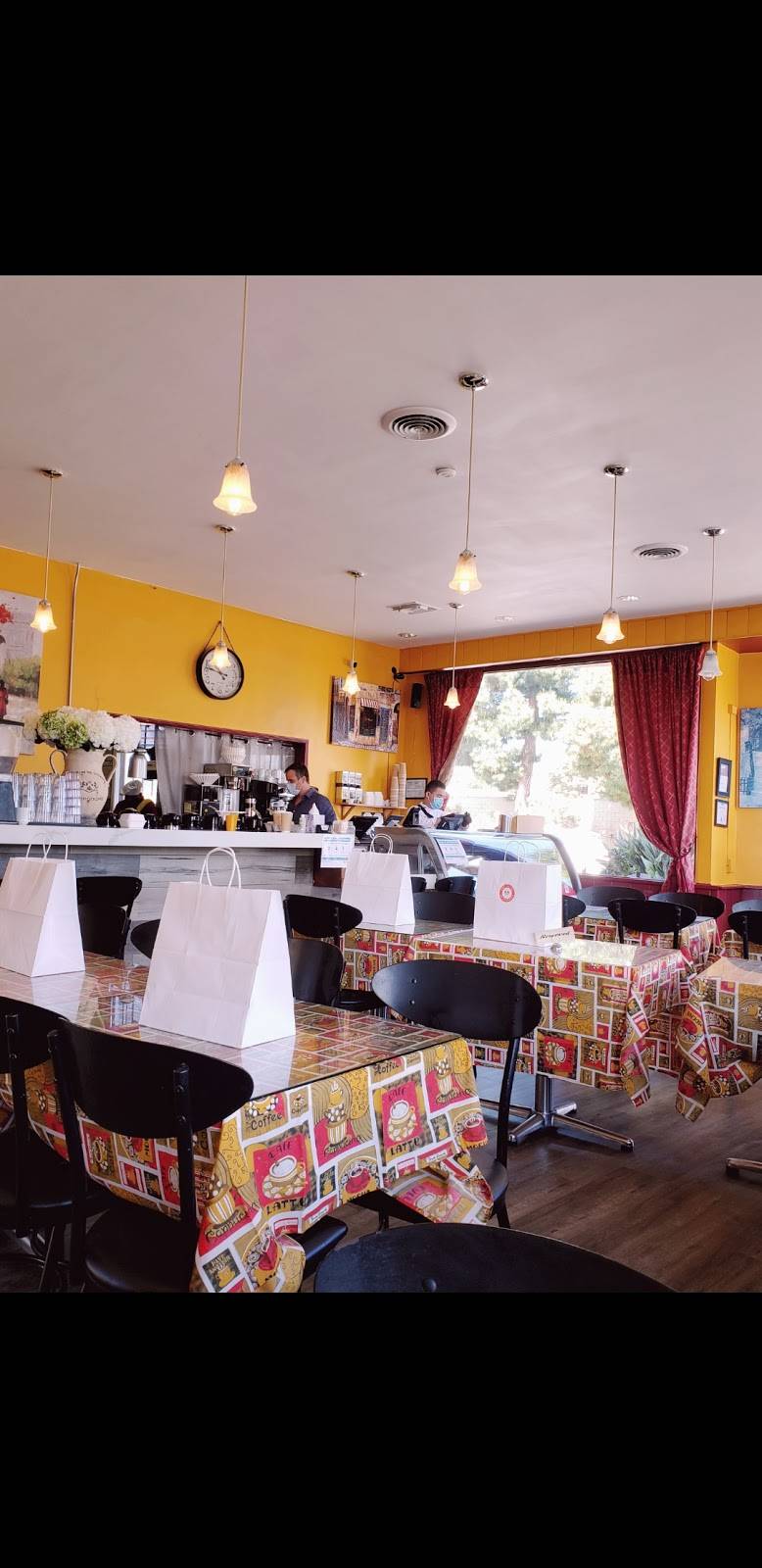 Cafe Laurent | 4243 Overland Ave, Culver City, CA 90230, USA | Phone: (310) 558-8622