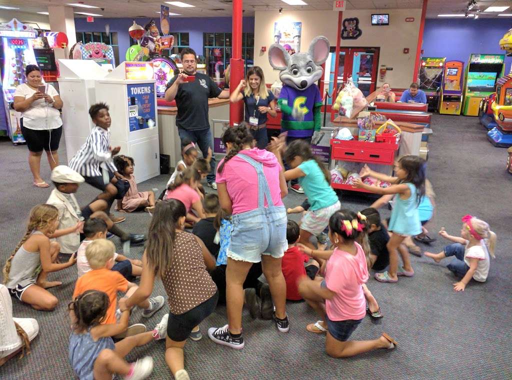 Chuck E. Cheeses | 130 W Hillcrest Dr, Thousand Oaks, CA 91360, USA | Phone: (805) 497-2522