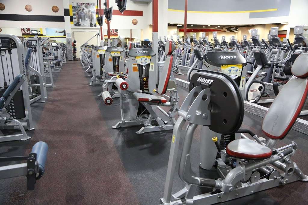 24 Hour Fitness | 6846 Forest Hill Blvd, Greenacres, FL 33413 | Phone: (561) 273-8271