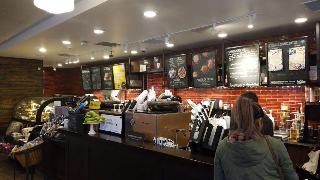 Starbucks | 92 S Wadsworth Blvd, Lakewood, CO 80226, USA | Phone: (303) 202-2787