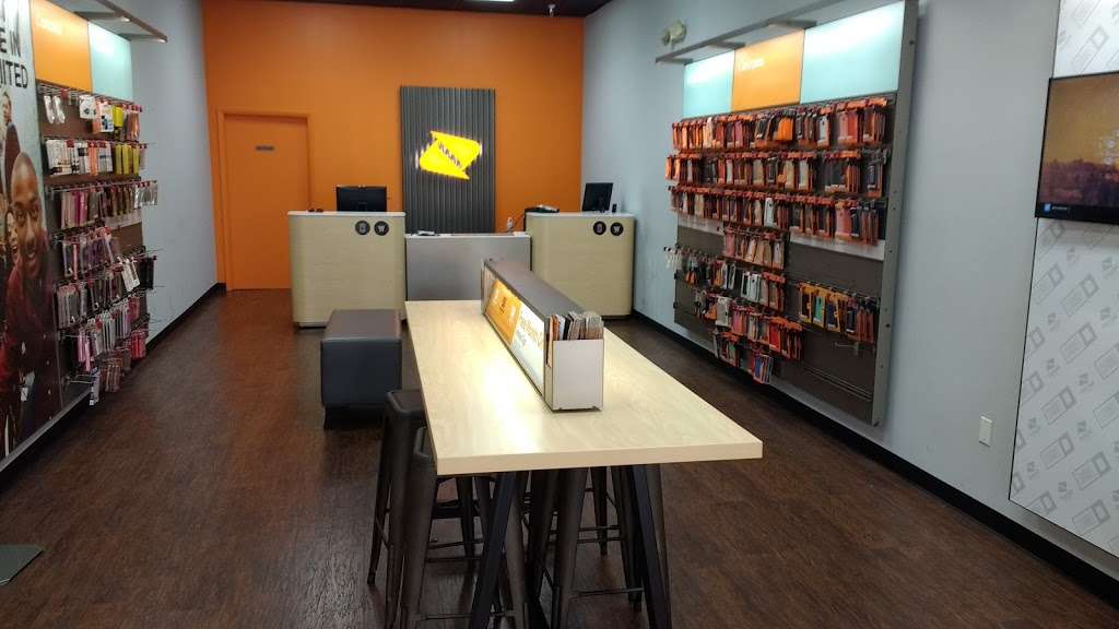 Boost Mobile | 2370 W Oak Ridge Rd, Orlando, FL 32809 | Phone: (407) 851-7779