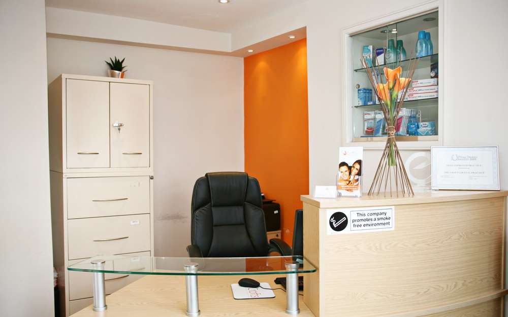 Crofts Dental Practice | 2 St Johns Rd, Epping CM16 5DN, UK | Phone: 01992 574004