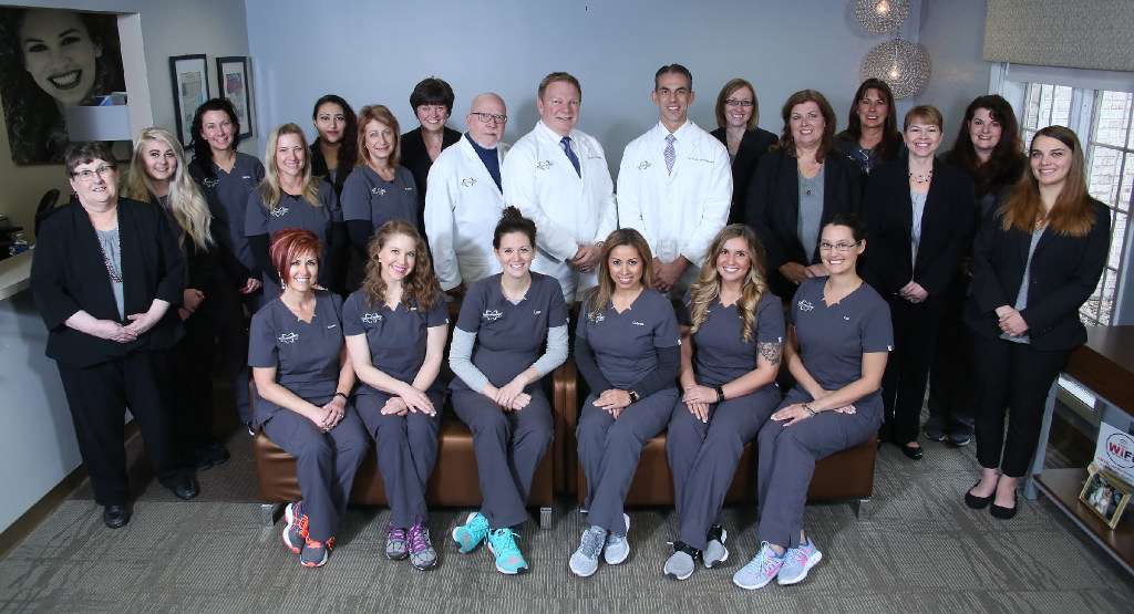 Compton and Broomhead Dental Center | 901 Fran-lin Pkwy, Munster, IN 46321 | Phone: (219) 552-8561