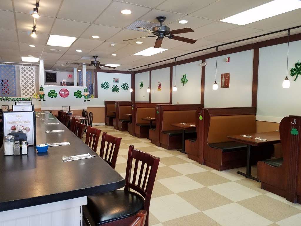 A&R SouthSide Diner | 127 Rockingham Rd, Derry, NH 03038 | Phone: (603) 965-3553