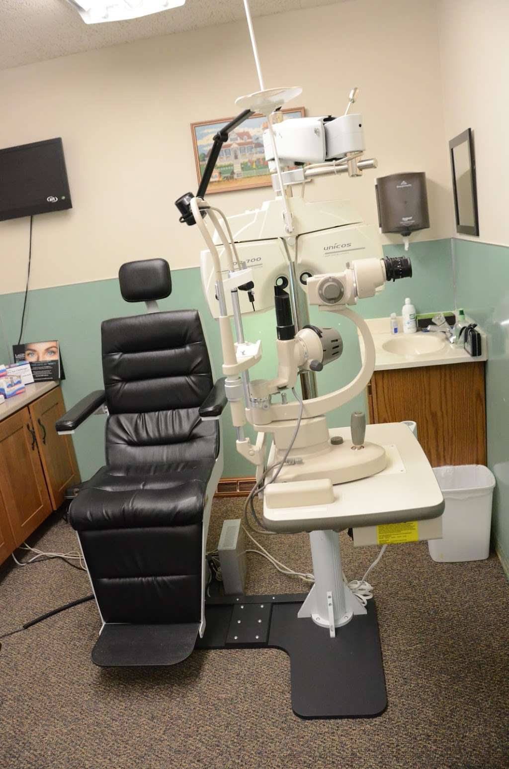 Combs EyeCare & EyeWear | 504 Hillgrove Ave, Western Springs, IL 60558 | Phone: (708) 286-1100