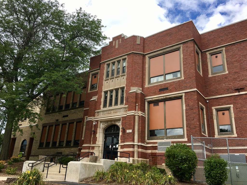 Garfield Elementary School | 420 May St, Elgin, IL 60120, USA | Phone: (847) 888-5192