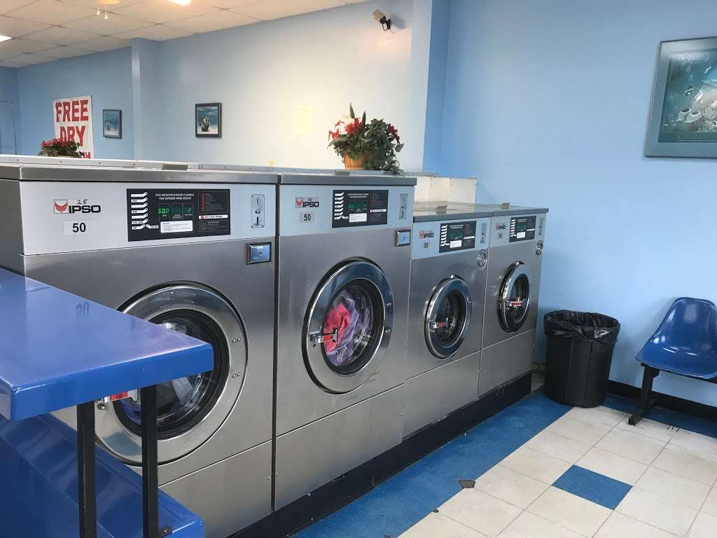 Double Bubble Coin Laundry | 850 Pappas Dr, DeKalb, IL 60115, USA | Phone: (815) 756-7060