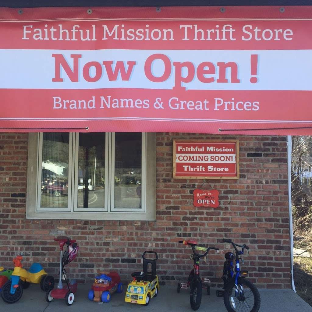 Faithful Mission Thrift Store | 2 Kanouse Rd, Newfoundland, NJ 07435, USA