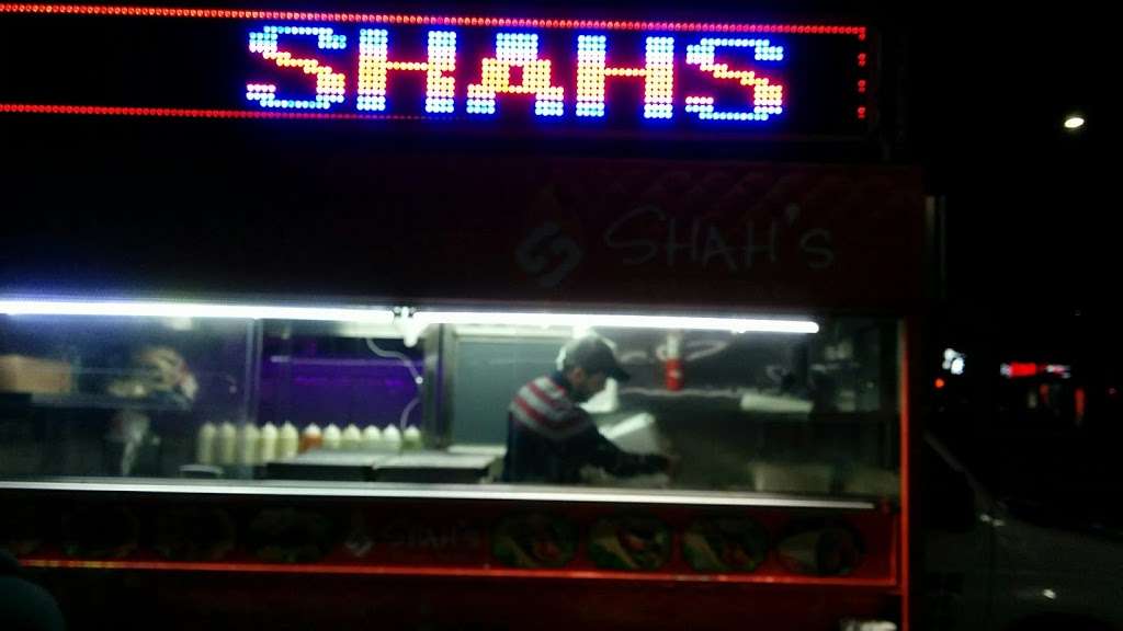 Shahs Halal food Cart | 103-98 121st St, South Richmond Hill, NY 11419, USA