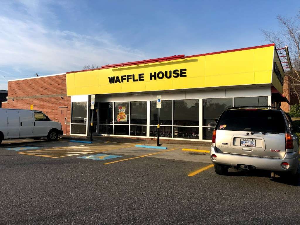 Waffle House | 1245 US Highway 321 NW, Hickory, NC 28601, USA | Phone: (828) 324-4004