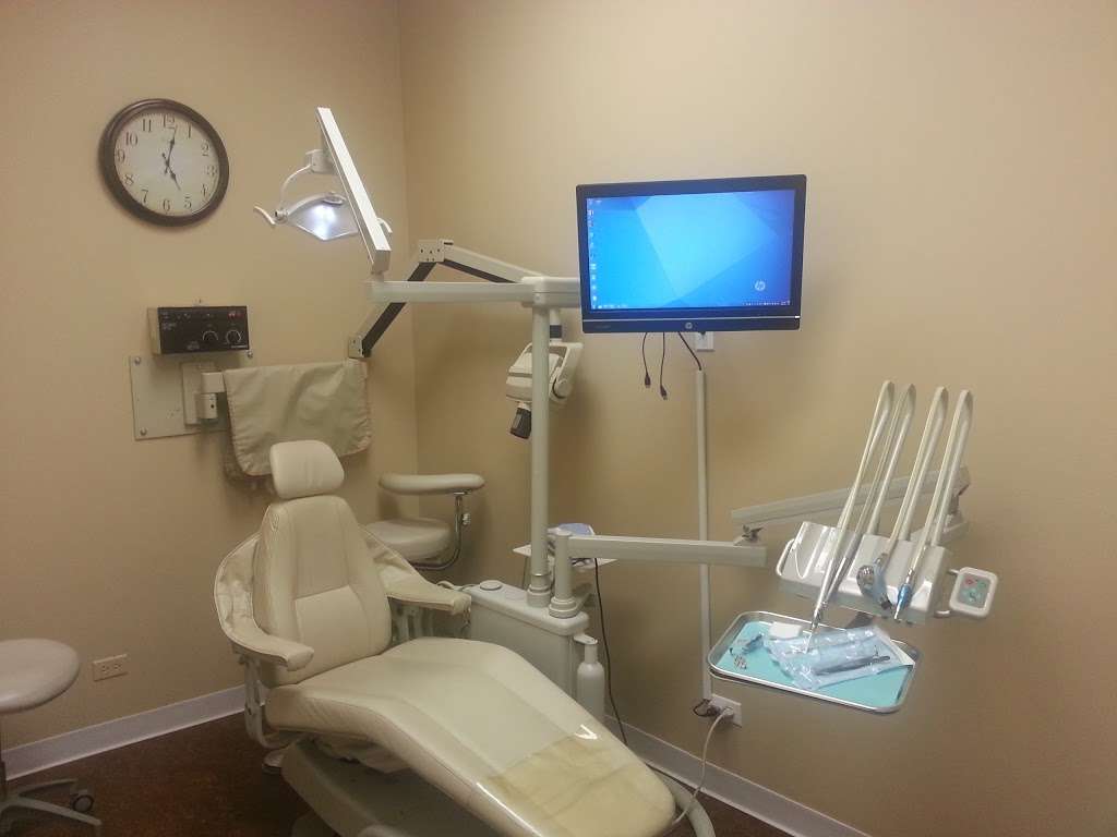 Dr Diana Dental | 18 N York Rd, Bensenville, IL 60106, USA | Phone: (630) 797-8644