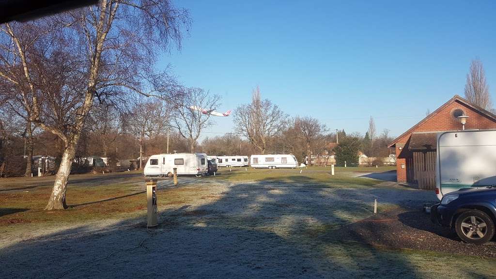 Gatwick Caravan and Motorhome Club Site | Charlwood Rd, Lowfield Heath, Crawley RH11 0QA, UK | Phone: 01293 524834