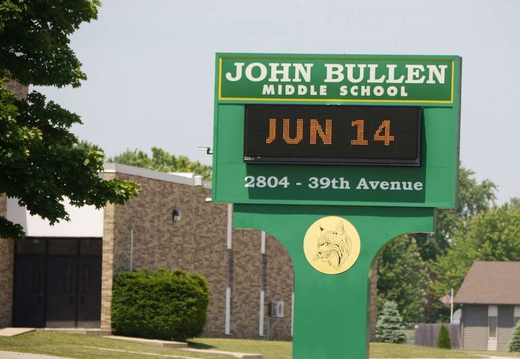 Bullen Middle School | 2804 39th Ave, Kenosha, WI 53144, USA | Phone: (262) 359-4460