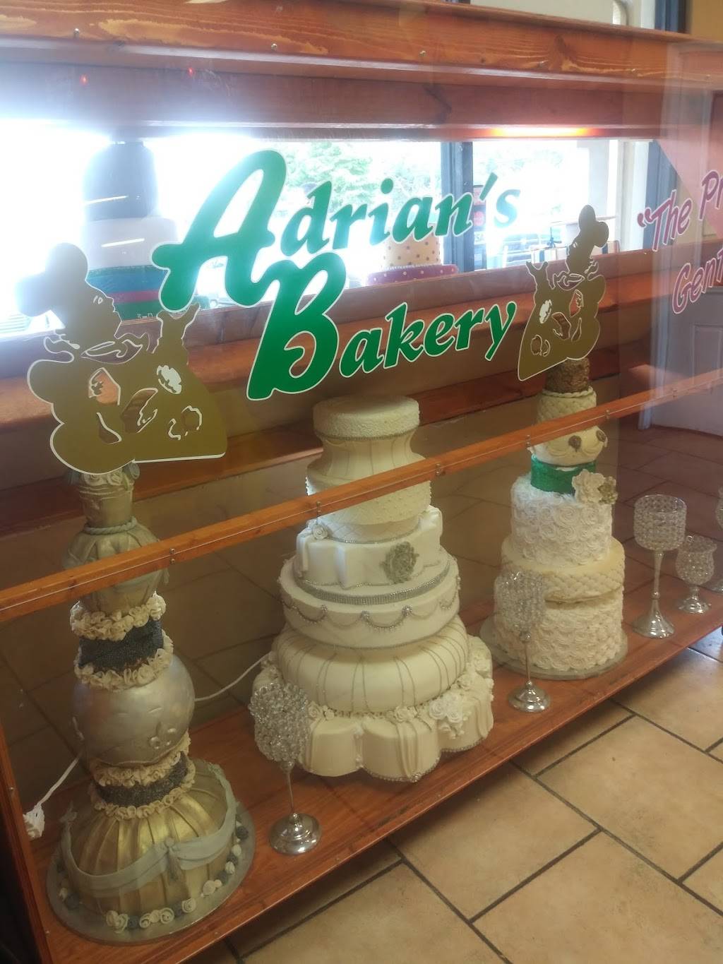 Adrians Bakery | 4710 Paris Ave, New Orleans, LA 70122, USA | Phone: (504) 282-2283