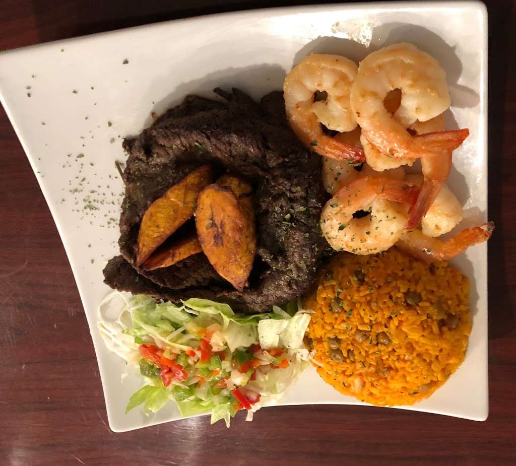 MamaJuana Restaurant Pawtucket RI | 904 Main St, Pawtucket, RI 02860, USA | Phone: (401) 475-2374