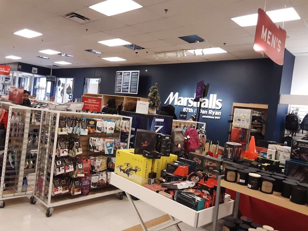 Marshalls | 112 W 87th St, Chicago, IL 60620, USA | Phone: (773) 874-7054