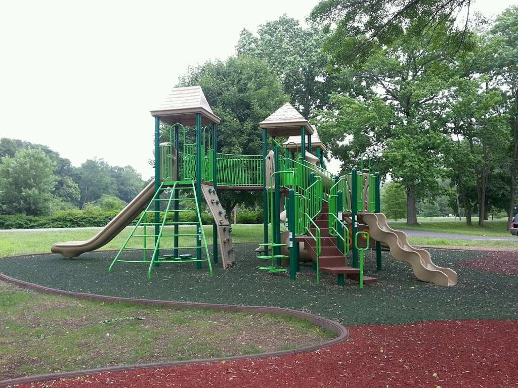 Green Brook Park | Plainfield, NJ 07063