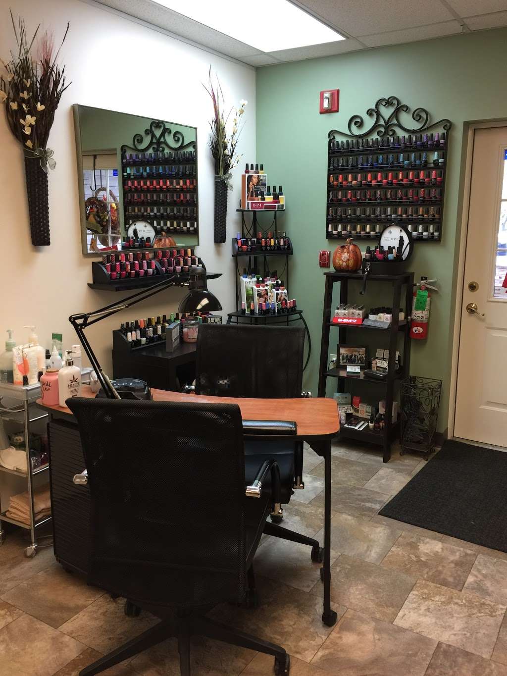 Styles Unlimited Salon & Spa | 22 Mainland Rd, Harleysville, PA 19438, USA | Phone: (215) 513-1010