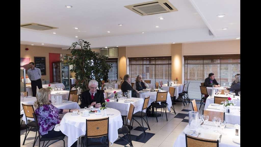 Terranova Restaurant | Stanborough Rd, Welwyn Garden City AL8 6DF, UK | Phone: 01707 333223