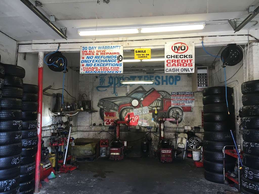 Lopez Tire Shop | 2407 York St, Blue Island, IL 60406 | Phone: (708) 371-8970