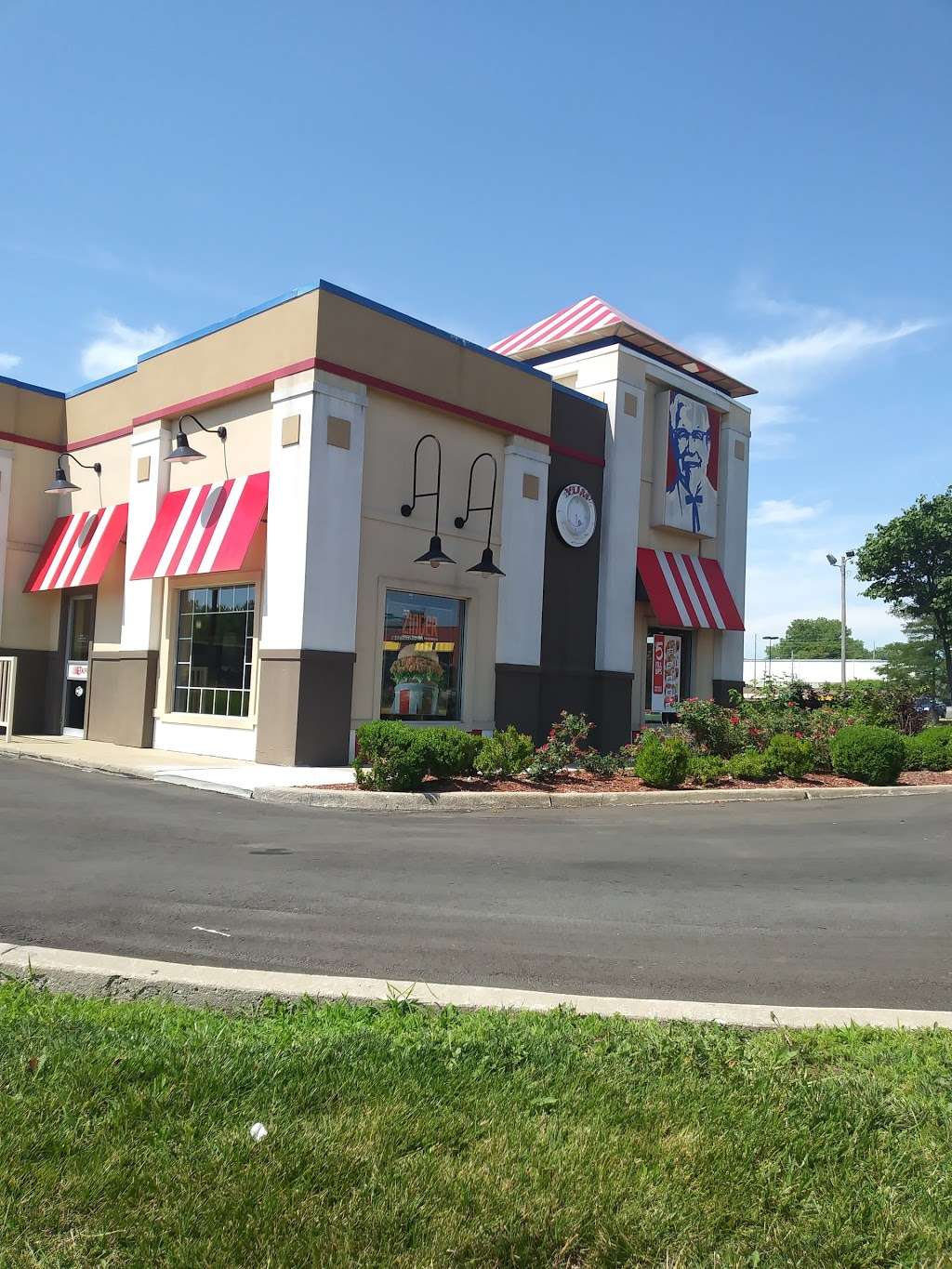 KFC | 7517 State Ave, Kansas City, KS 66112 | Phone: (913) 334-3200