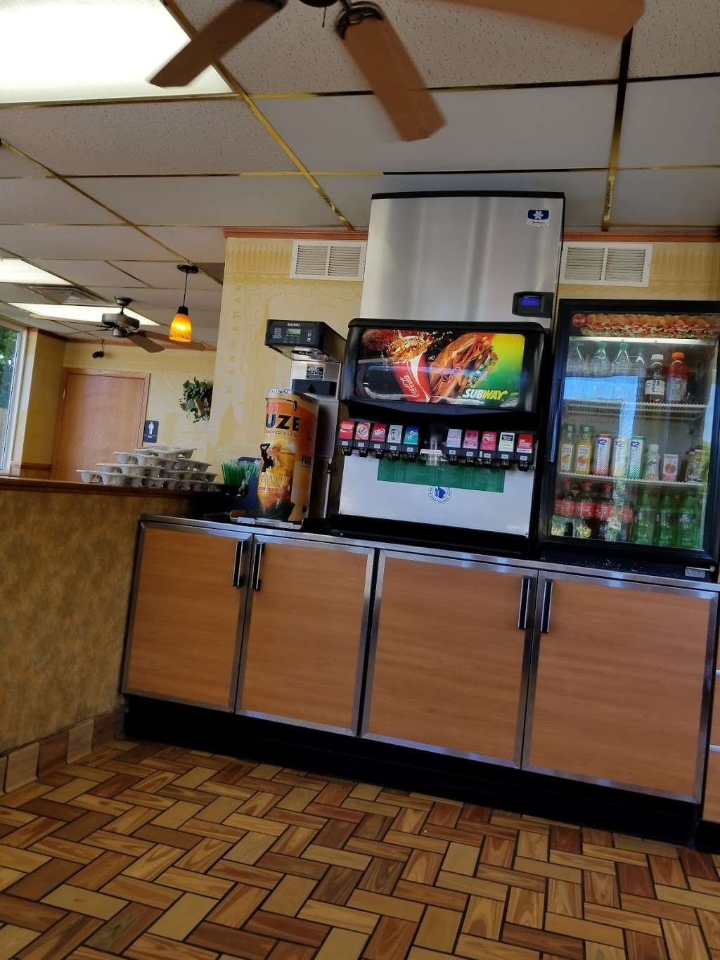 Subway Restaurants | 25439 W Eames St, Channahon, IL 60410, USA | Phone: (815) 521-1234