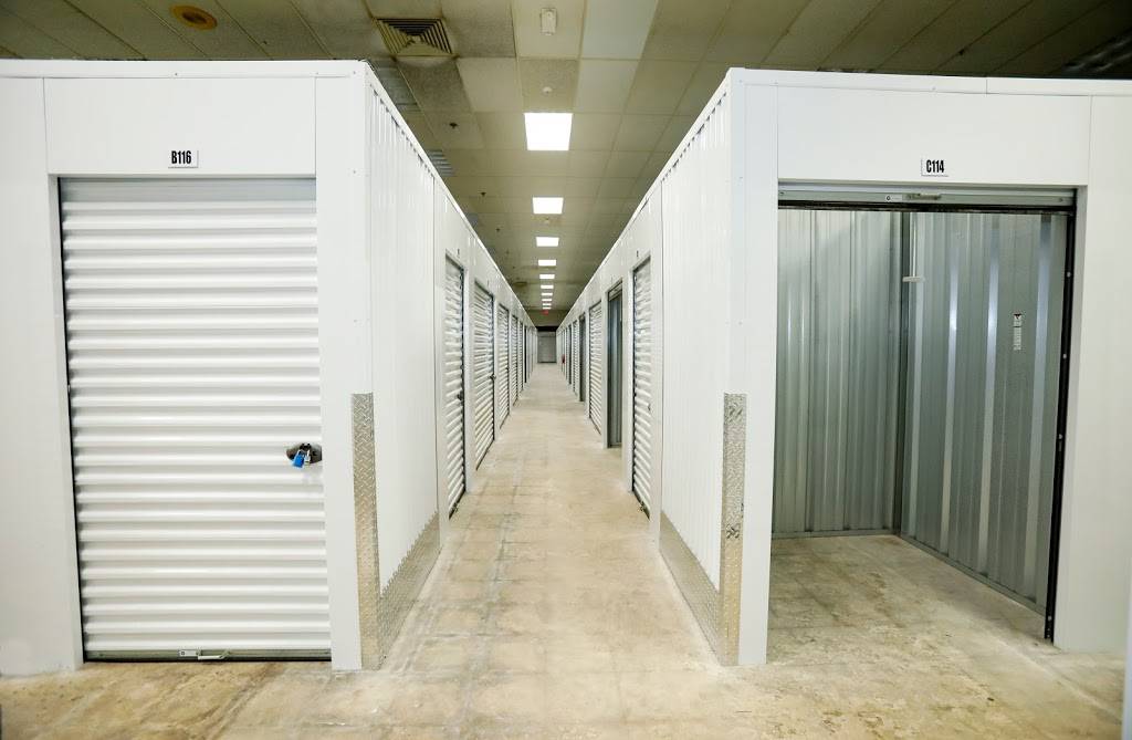 StorQuest Self Storage | 2602 Shopko Dr, Madison, WI 53704, USA | Phone: (608) 620-0030