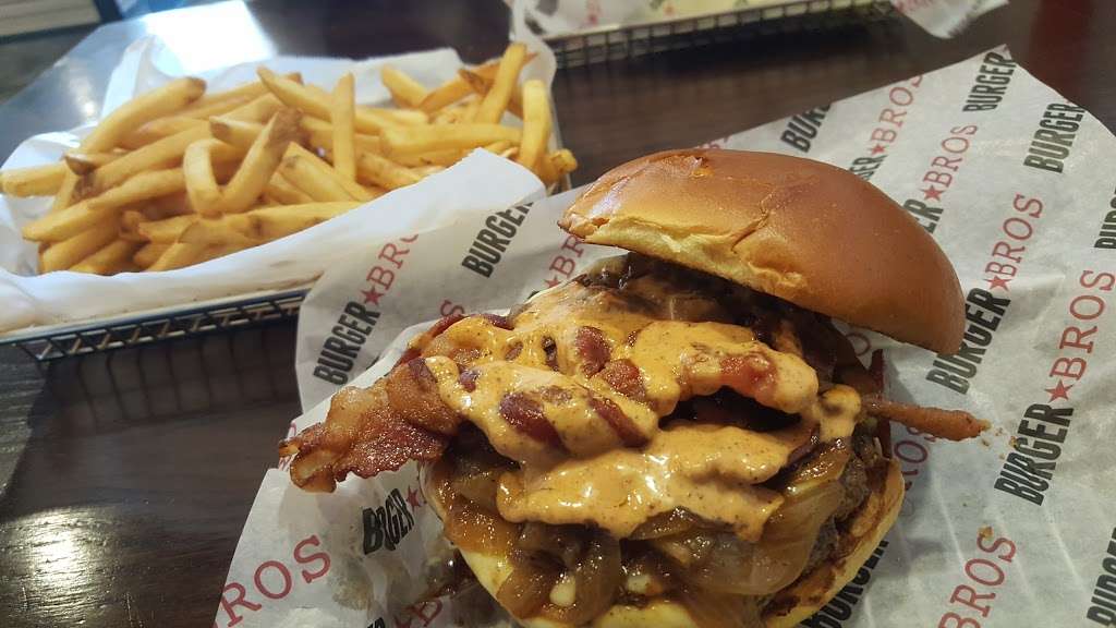 Burger Bros | 07746, 460 County Rd 520, Marlboro Township, NJ 07746, USA | Phone: (732) 772-0300