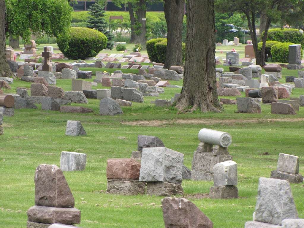 Forest Home Cemetery | 863 Des Plaines Ave, Forest Park, IL 60130, USA | Phone: (708) 366-1900