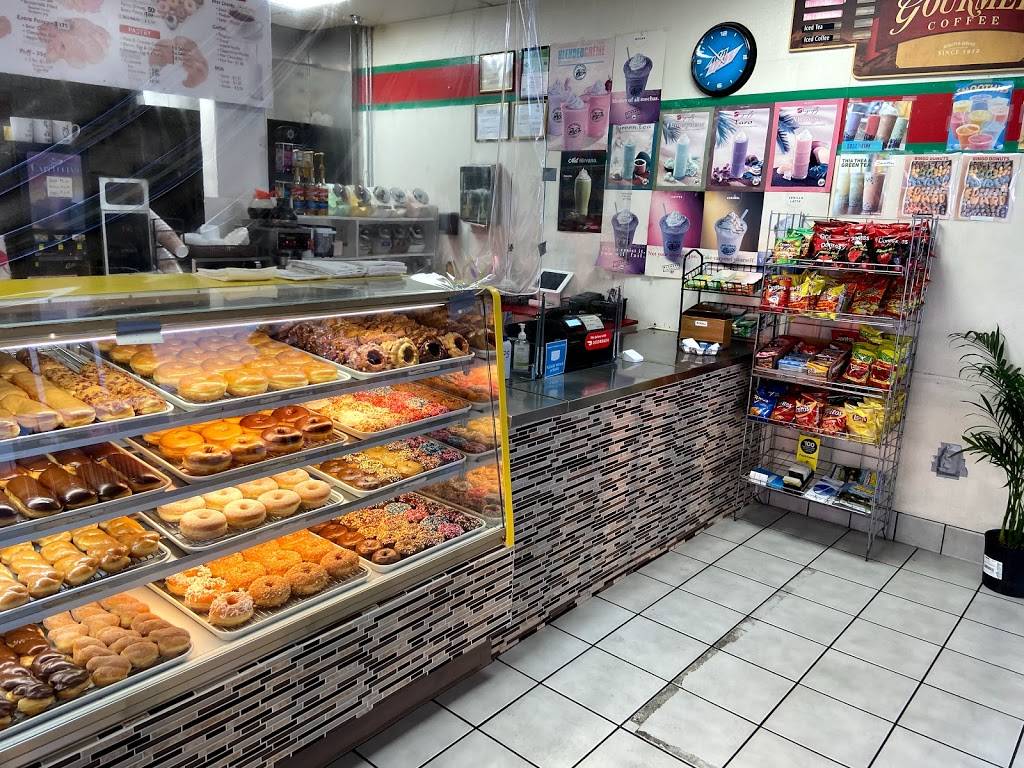 Bingo Donuts | 4915 N Blackstone Ave, Fresno, CA 93726 | Phone: (559) 478-5092