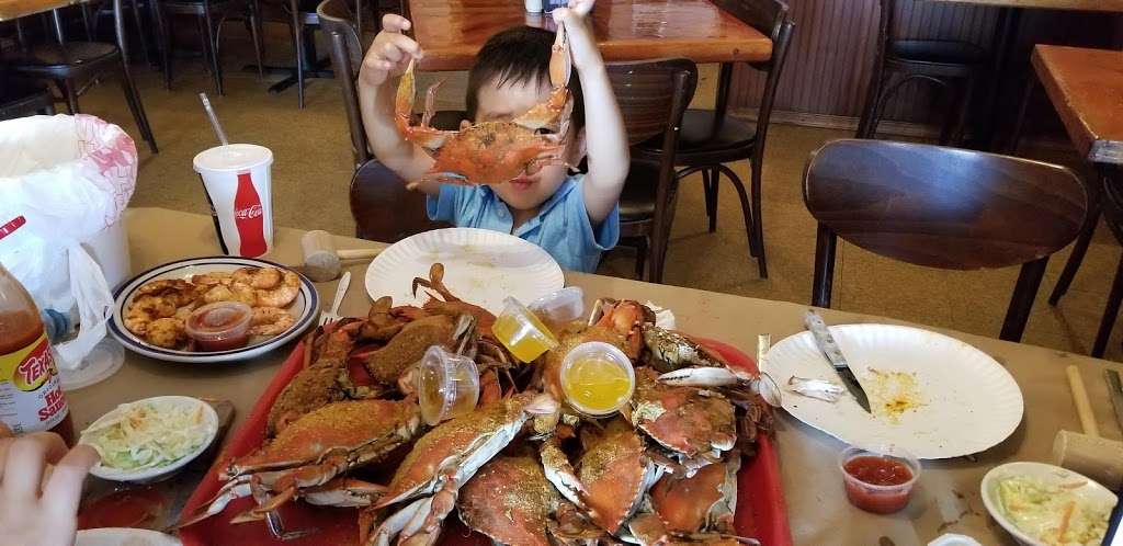 PGN Crab House | 2906 Philadelphia Ave, Ocean City, MD 21842, USA | Phone: (410) 289-8380