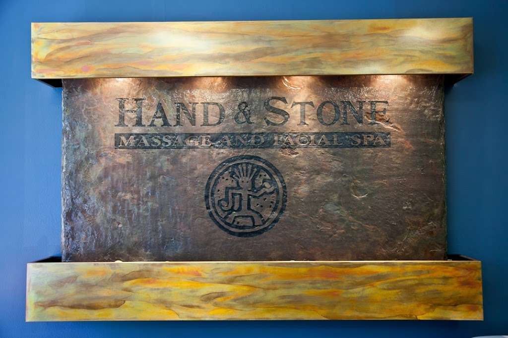 Hand and Stone Massage and Facial Spa | 312 Heald Way, The Villages, FL 32163, USA | Phone: (352) 458-5081