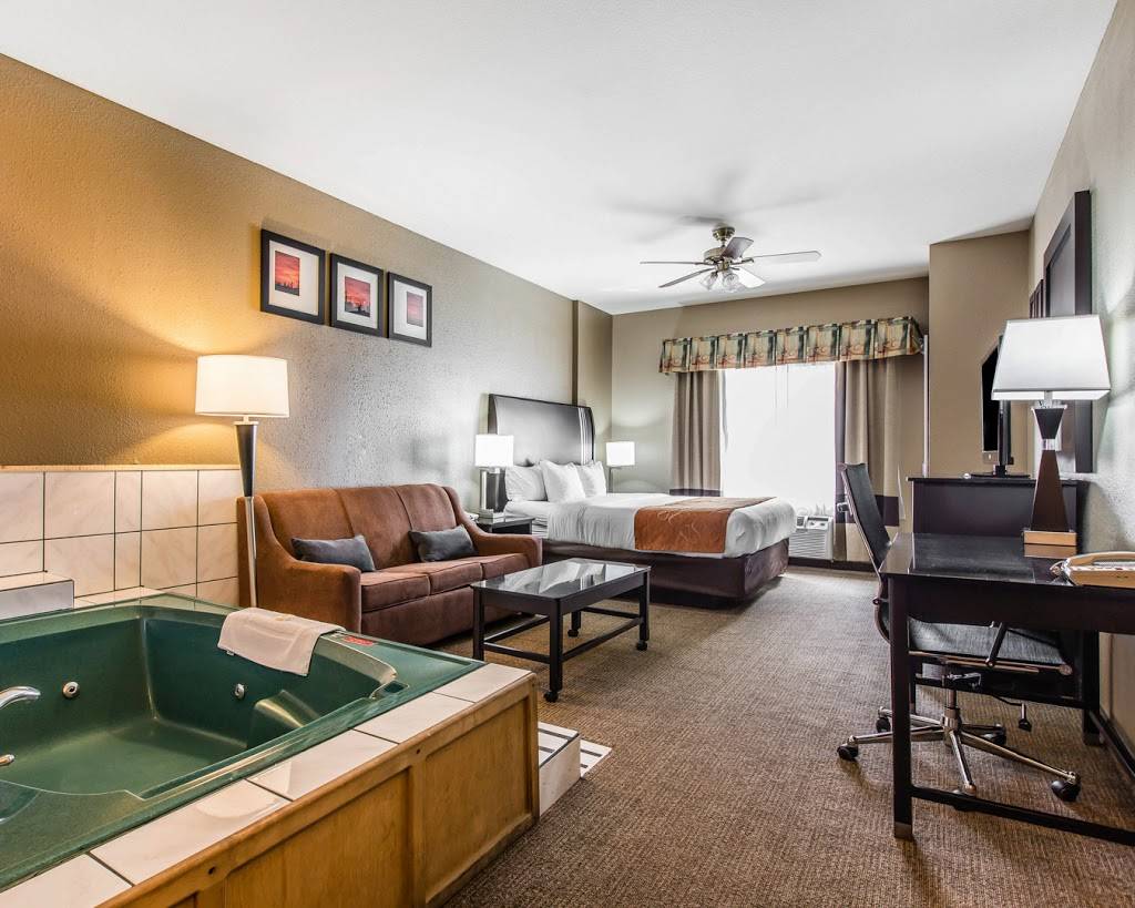 Comfort Suites | 3115 Camino Del Rio Ct, Bakersfield, CA 93308 | Phone: (661) 325-8000