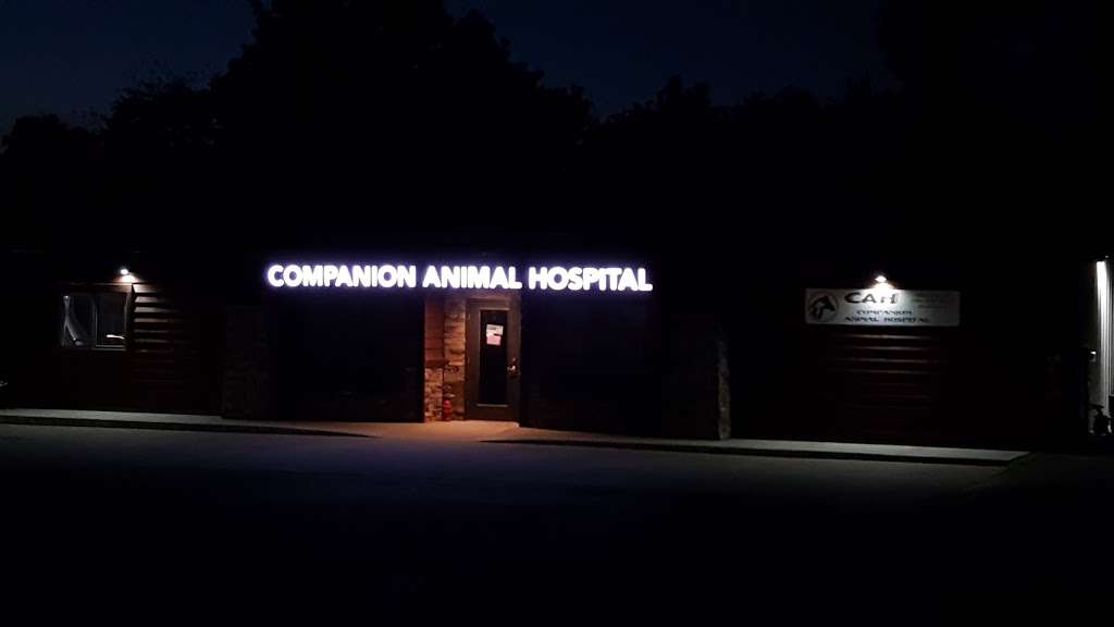 Companion Animal Hospital | 504 Ames St, Baldwin City, KS 66006, USA | Phone: (785) 594-2413