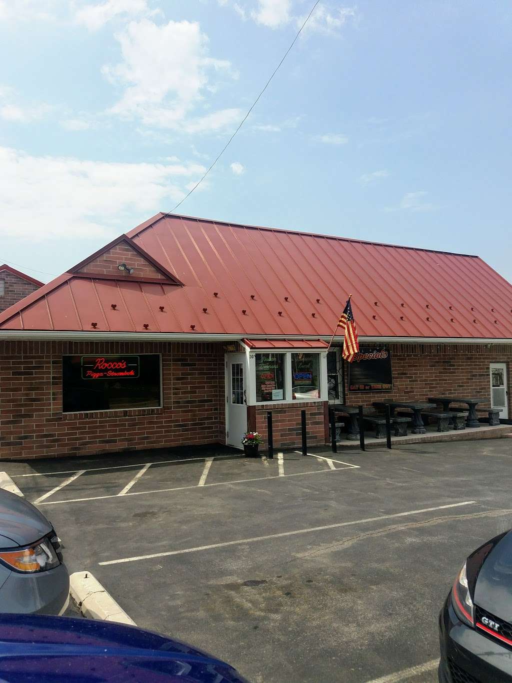 Roccos Pizza | 301 Main St, York Springs, PA 17372, USA | Phone: (717) 528-4706