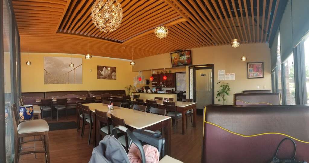 Blue Bay Asian Cafe | 12840 Holly St #180, Thornton, CO 80602 | Phone: (303) 920-2218