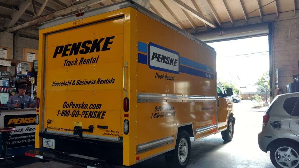 Penske Truck Rental | 631 Buena Vista Ave, Alameda, CA 94501, USA | Phone: (510) 521-2916