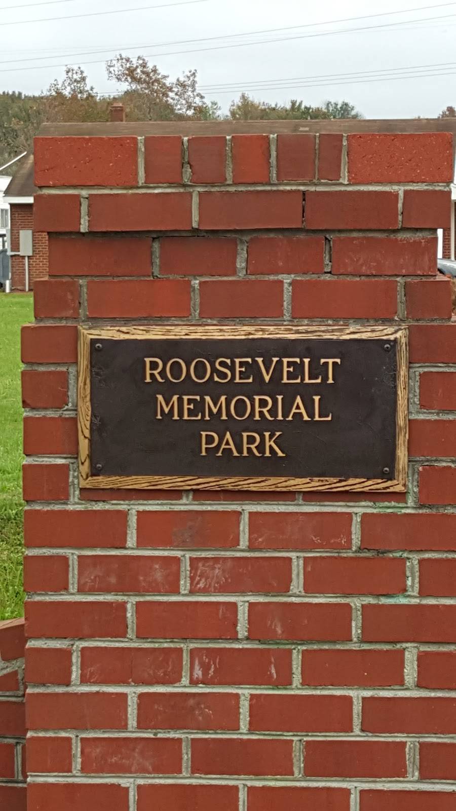 Roosevelt Memorial Park | 1101 Campostella Rd, Chesapeake, VA 23320, USA | Phone: (757) 543-2088