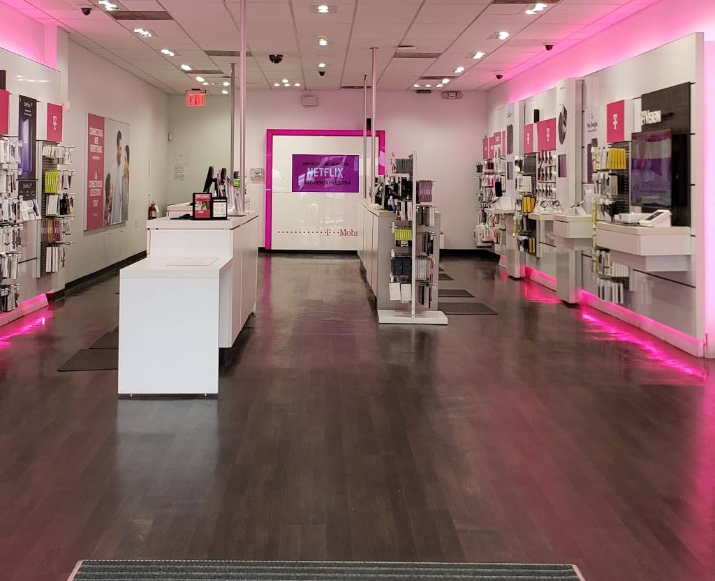 T-Mobile | 5717 Bergenline Ave, West New York, NJ 07093, USA | Phone: (201) 863-2195