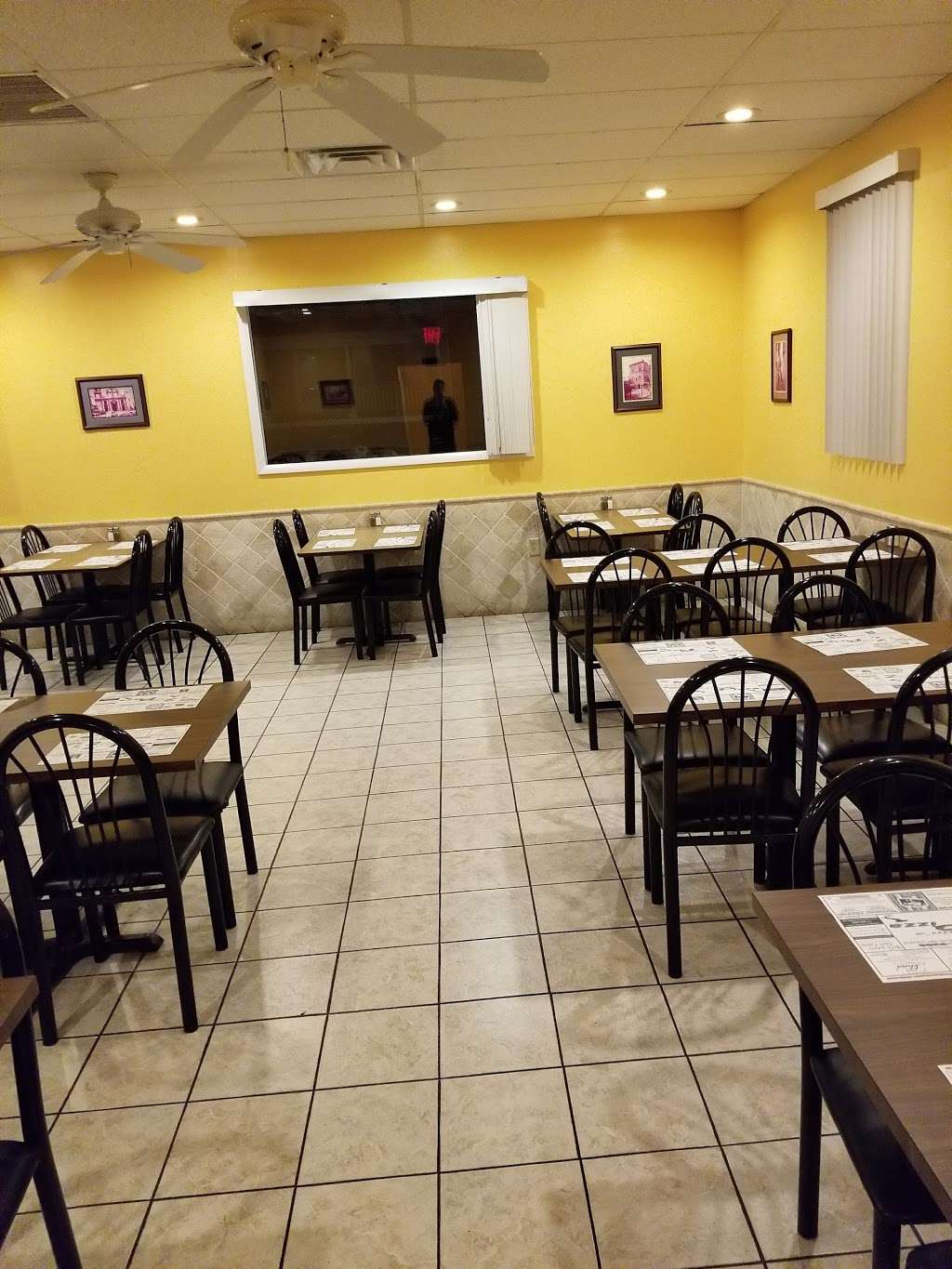 Two Cousins Pizza | 115 Manor Ave, Millersville, PA 17551, USA | Phone: (717) 871-9200