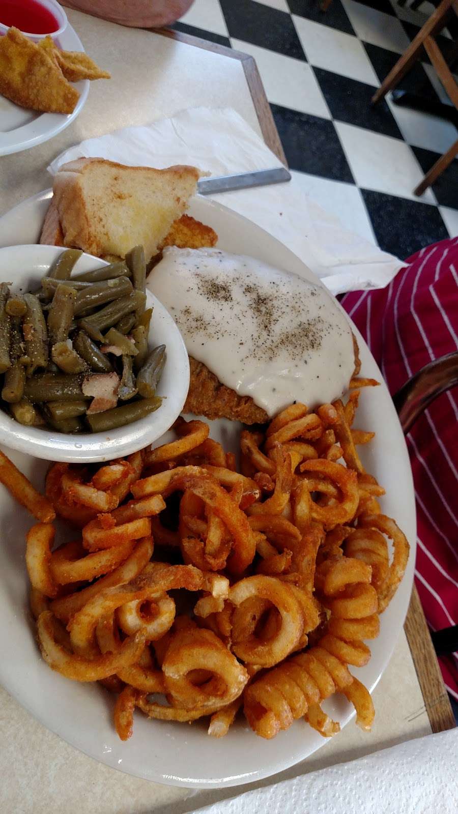 Quick Dine III | 404 N Orange St, Butler, MO 64730, USA | Phone: (660) 227-3780 Quick Dine III | 404 N Orange St, Butler, MO 64730, USA | Phone: (660) 227-3780