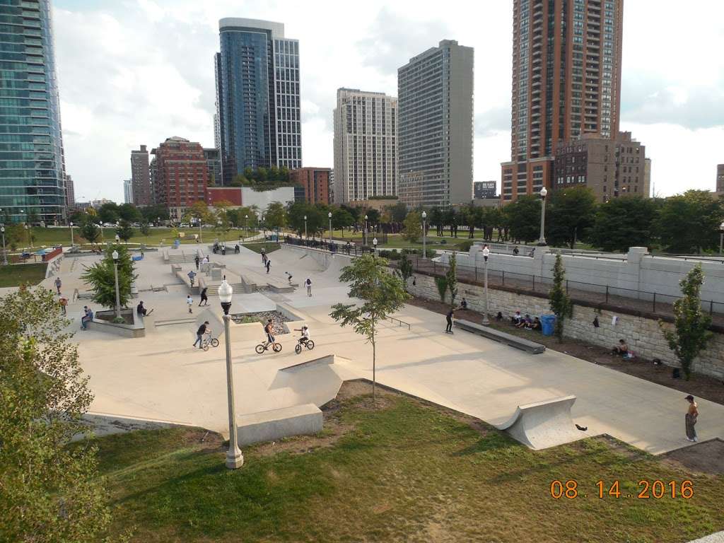 Grant Skate Park | 1135 S Michigan Ave, Chicago, IL 60605, USA | Phone: (312) 742-3918