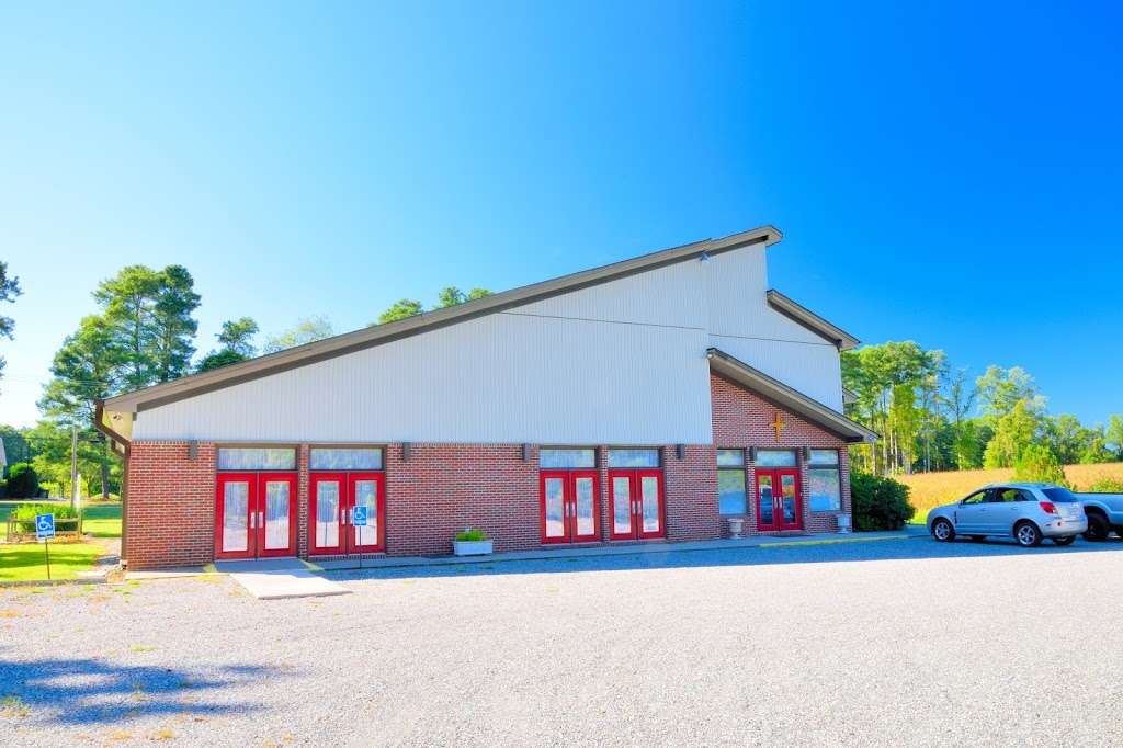 Living Water Lutheran Church | 84 Bluff Point Rd, Kilmarnock, VA 22482, USA | Phone: (804) 435-6650
