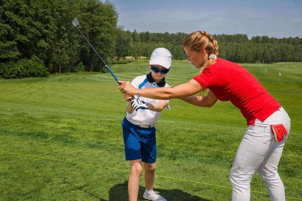 Glen Cove Golf Camps | 109 Lattingtown Rd, Glen Cove, NY 11542, USA | Phone: (516) 671-0033