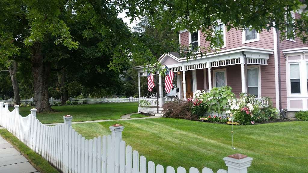 Ashford Cottage | 25 Oakland Ave, Warwick, NY 10990, USA | Phone: (845) 986-6162