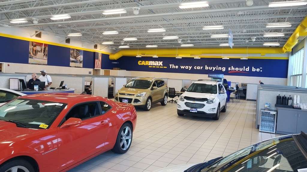 CarMax | 2000 Frontage Rd, Glencoe, IL 60022, USA | Phone: (847) 242-0045