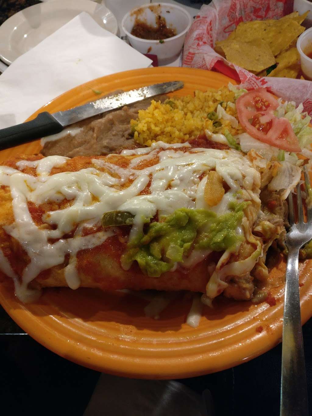 Grande Jakes Fresh Mexican Grill | 5500 New Wilke Rd, Rolling Meadows, IL 60008 | Phone: (847) 483-9200